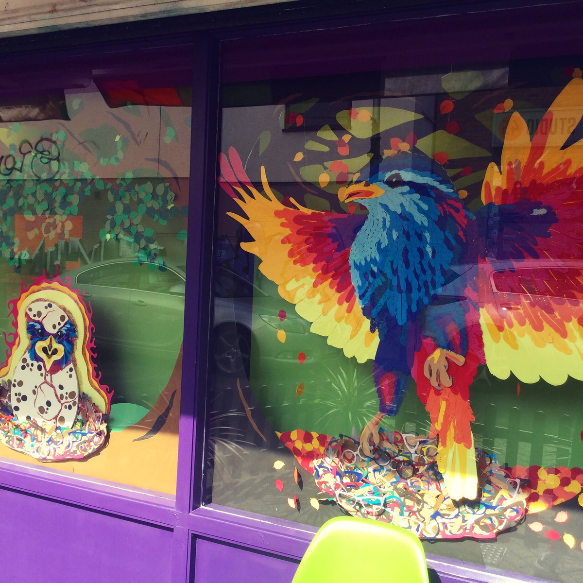 No plans for the weekend? Why not pop down to The Specky Wren and for a wander round the Open Market! We have some availability for eye tests tomorrow and the usual amazing range of frames 😍✨🌈 #speckywren #theopenmarket #brighton #glasses #eyetest