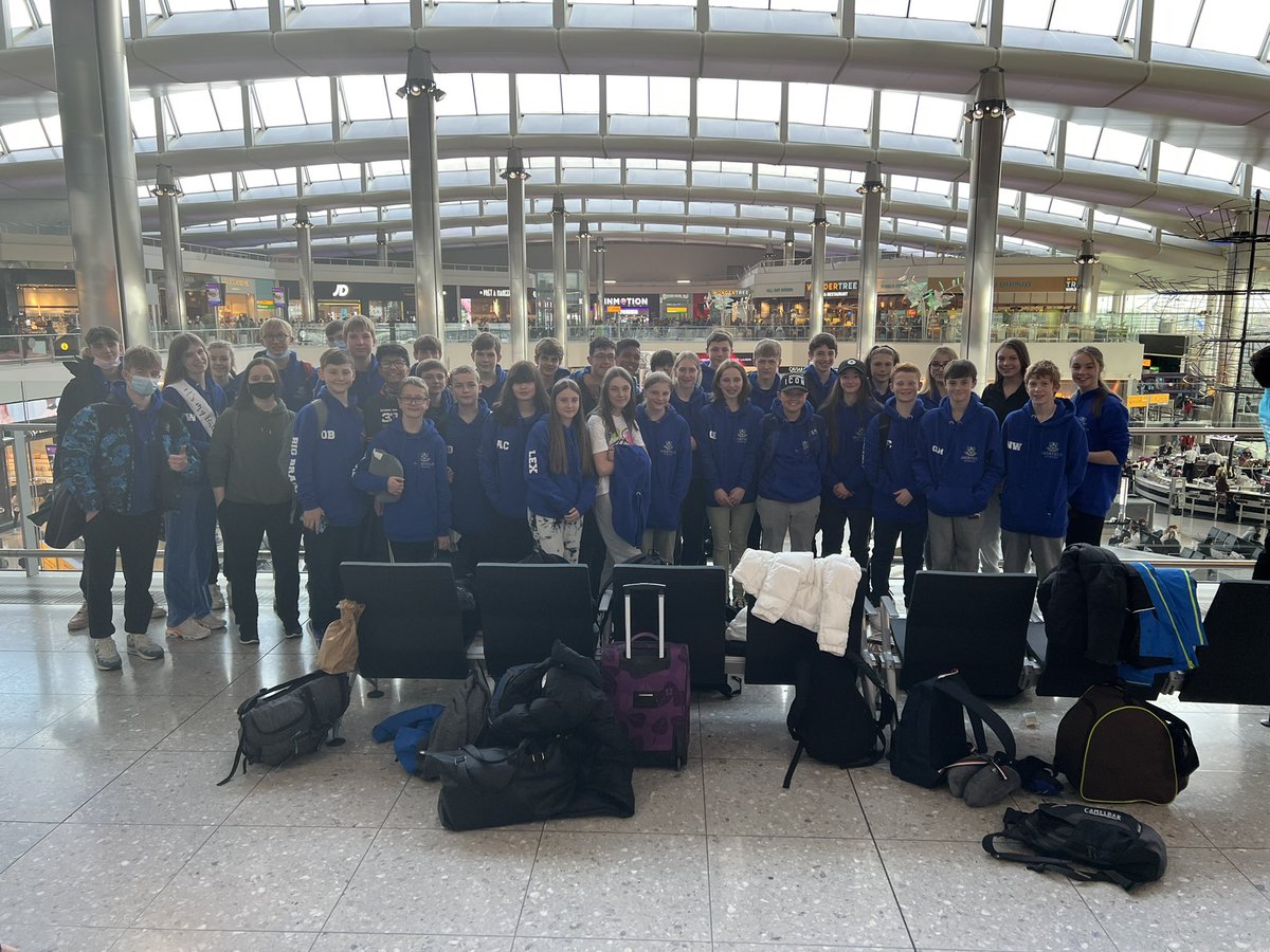 SherfieldPE's tweet photo. Ski Trip to Jasper is well underway! ✈️⛷ https://t.co/qnN6pzmdOn