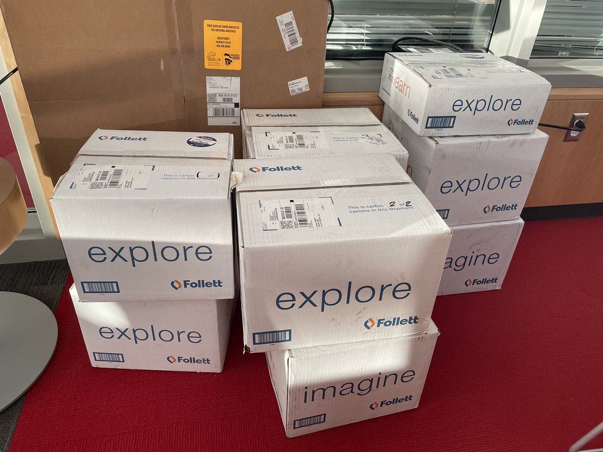 Such a great feeling to see empty carts! Finally caught up on donation processing, cataloging issues &amp; shelving all returned middle &amp; high school books. NOW I can open the 11 boxes of new books!! 📚🎊📚