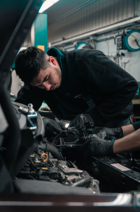 SamstoneAuto's tweet image. QUICK POLL! Do you know if you're up to date on your manufacturer's maintenance schedule? Tell us yes or no, and if you're not, we'll get you up to speed! #VehicleMaintenance #Plano   bit.ly/3mt6jdC