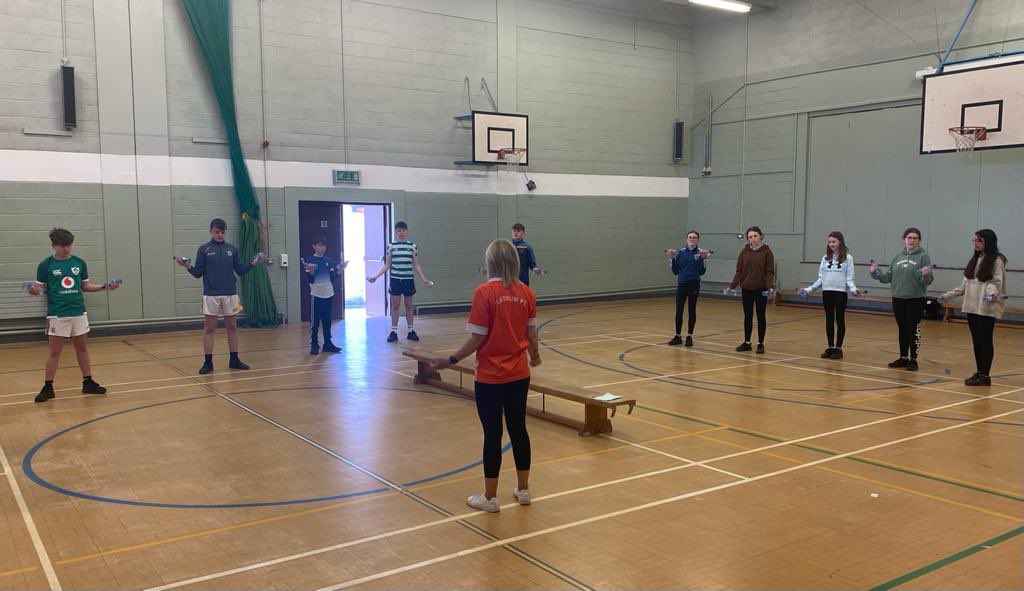 portumnacommsch's tweet photo. Fifth years from PCS completing #narrative4 #walk and talk challenge building empathy and communication skills using promt questions #connection with Ms. Dunne Chaplain & Ms. King. Thanks also to Ms. Susan Keane for taking fitness classes with the students #activeweek๐๐ https://t.co/Gw6HLRBvee