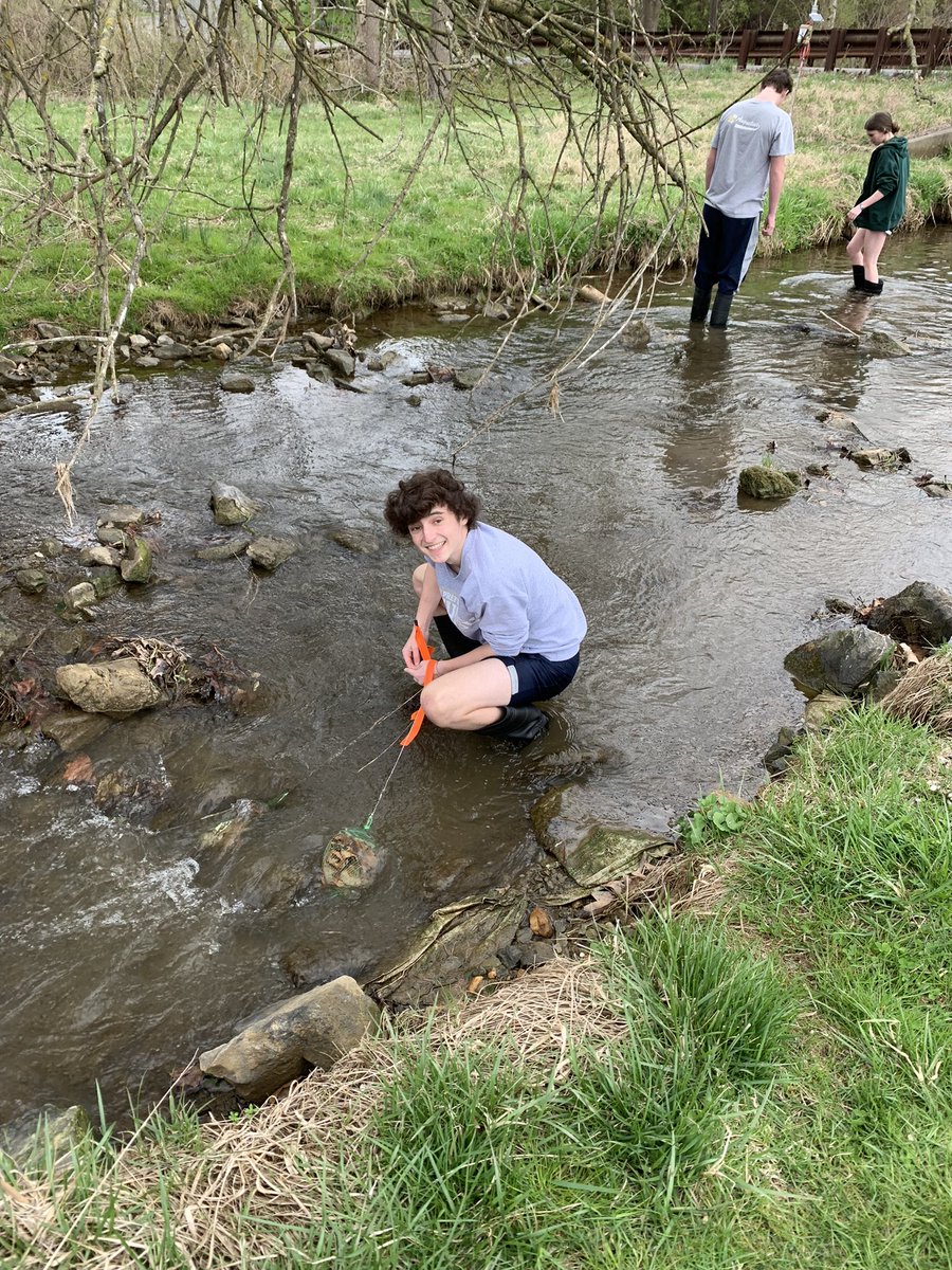 SnavelyWatrbug's tweet photo. We are back in the water. And it was a great day. @watrbug250 @chesapeakebay @StroudCenter @CVBuckskins @WetiMu https://t.co/t2AUcIg2P3
