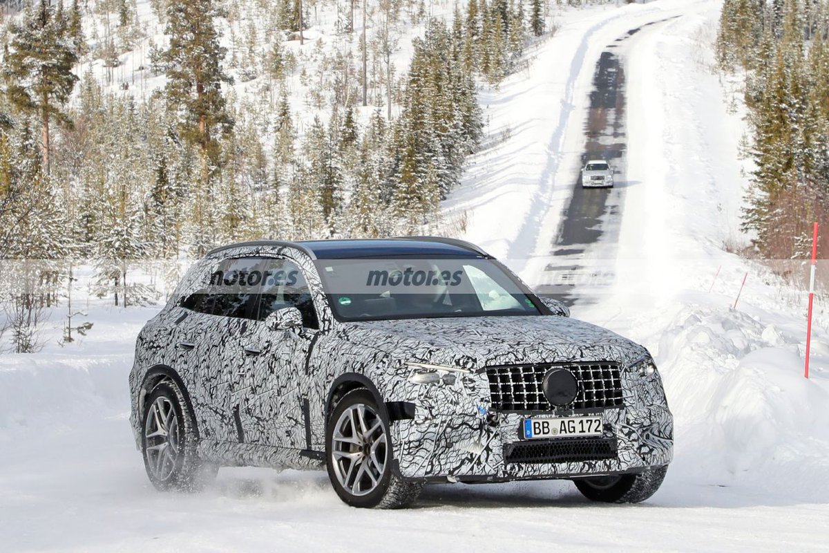 motorpuntoes's tweet photo. La nueva generación del #Mercedes #AMG #GLC 43 2023 se deja ver en las pruebas de invierno
https://t.co/gZl8fYVFQm
#SUV #Mercedes #AMG #AMGGLC43 #ClaseGLC #MercedesGLC @MercedesAMG @MBenzEspana #Fotosespia #Spyshots https://t.co/VAPSKjK1eo
