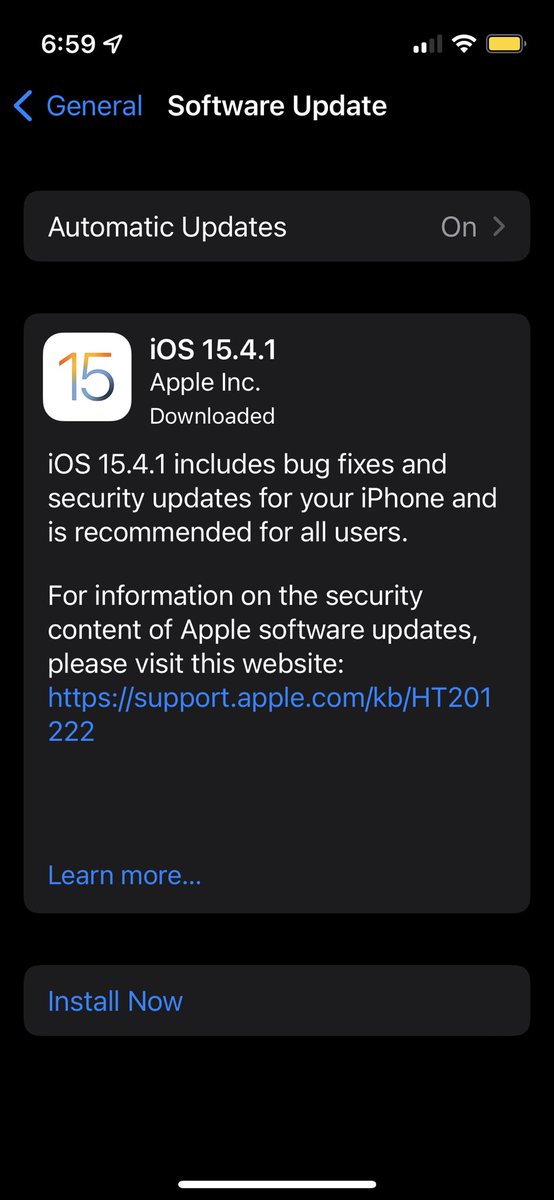 kenik83's tweet photo. Sooo it this is on &amp; always is @Apple please explain to me why oh why I have to tell it to do it. Every. Single. Time?! Ughhh https://t.co/9lXQnWEzyn
