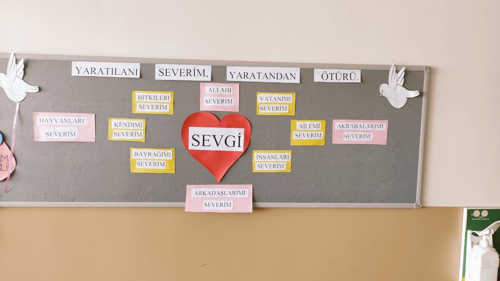 AgaceliI's tweet photo. Mart ayı Değerler Eğitimi etkinliği :Sevgi https://t.co/n18OX6QC6W