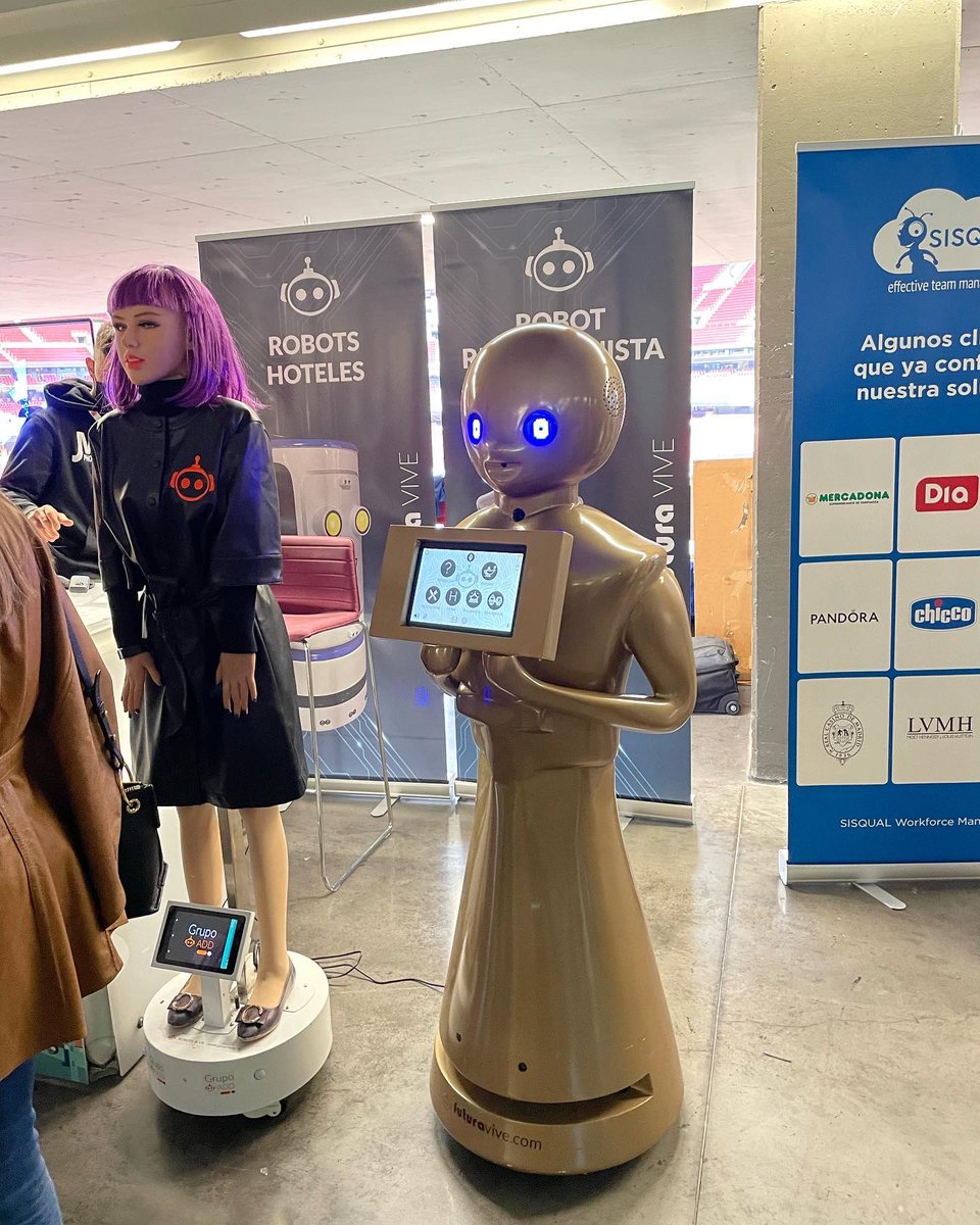 iKN_Spain's tweet photo. Ayer celebramos el 10º aniversario de @RetailForum_ y fue todo un éxito 🥳

Más de 1500 asistentes, más de 130 #ponentes y más de 70 #patrocinadores formaron parte de este día en el @Metropolitano 👏🏼

¡Muchísimas gracias a todos por vuestra participación! 🙌🏼

#retail #retailer https://t.co/hnlzR5ZVxJ
