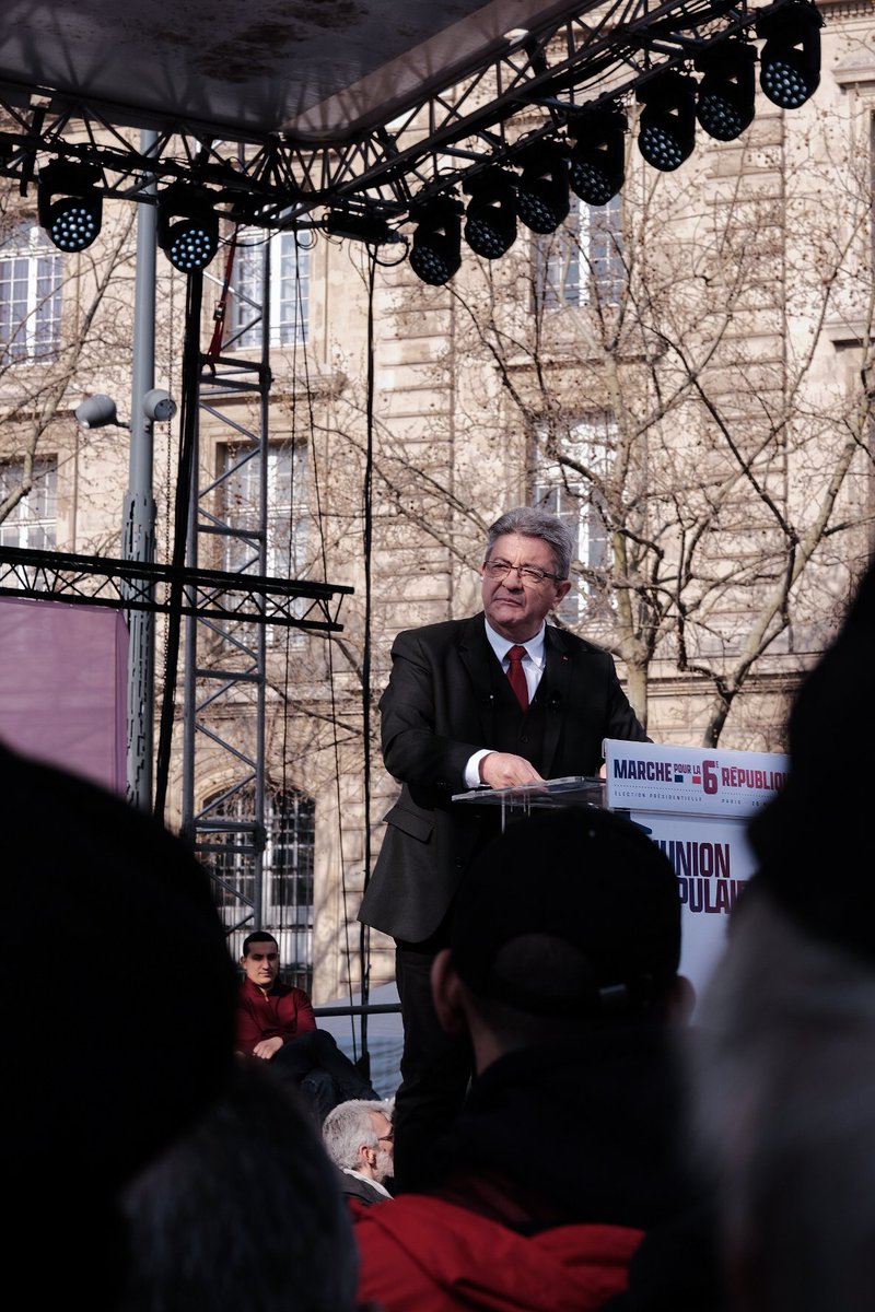 Bousquet_Laura's tweet photo. Retour en images sur la Marche pour la 6eme République organisée en mars 2022 par @JLMelenchon

#JeanLucMelenchon #JLM #Insoumis #photography #reporter #photographer #manifestation #marche6erépublique #electionpresidentielle2022 #Elections2022 https://t.co/JdMvv6kTfH