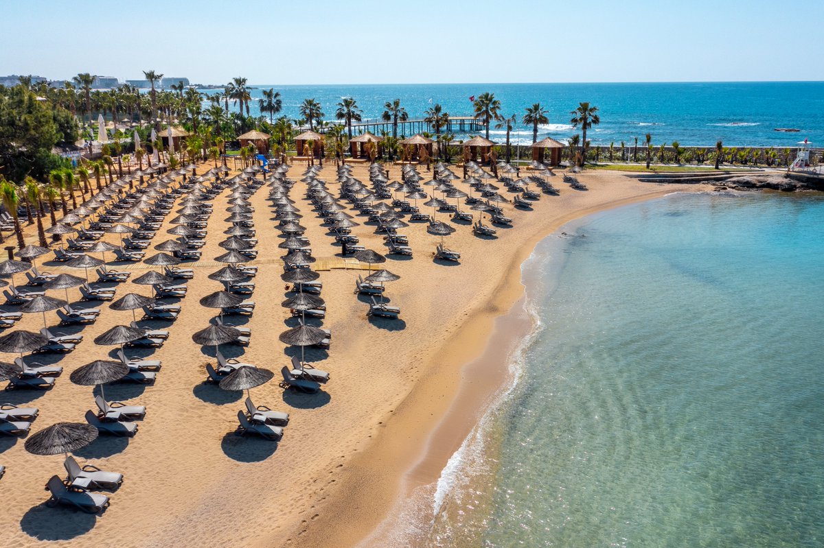 A sweet getaway to the sea.

Denize doğru tatlı bir kaçamak…