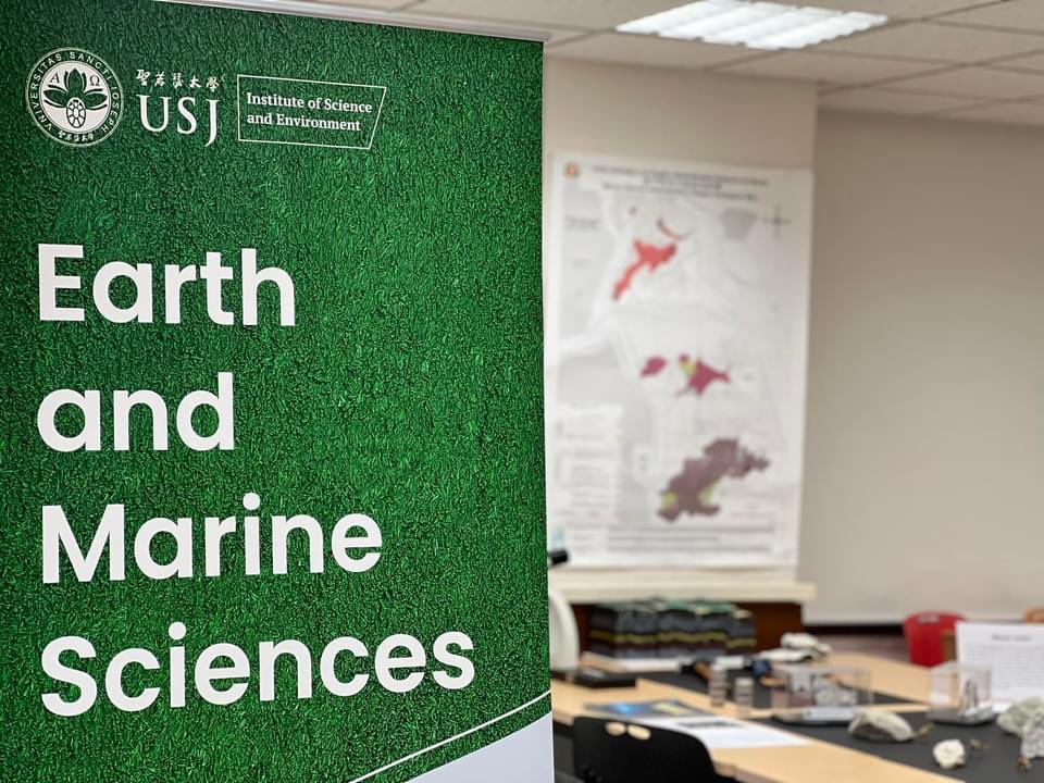 IseUsj's tweet photo. All set for the @iseusj Open Day. See you tomorrow!      #iseusj #usjmacau #science  #科學
#environment  #環境
#marinesciences  #biology  #地質學  
#geology  #生物學
#earthscience#地球科学
#University #大學
#Master #碩士
#Bachelor #本科
#PhD
#isemacao https://t.co/7XP5Z3dwHL