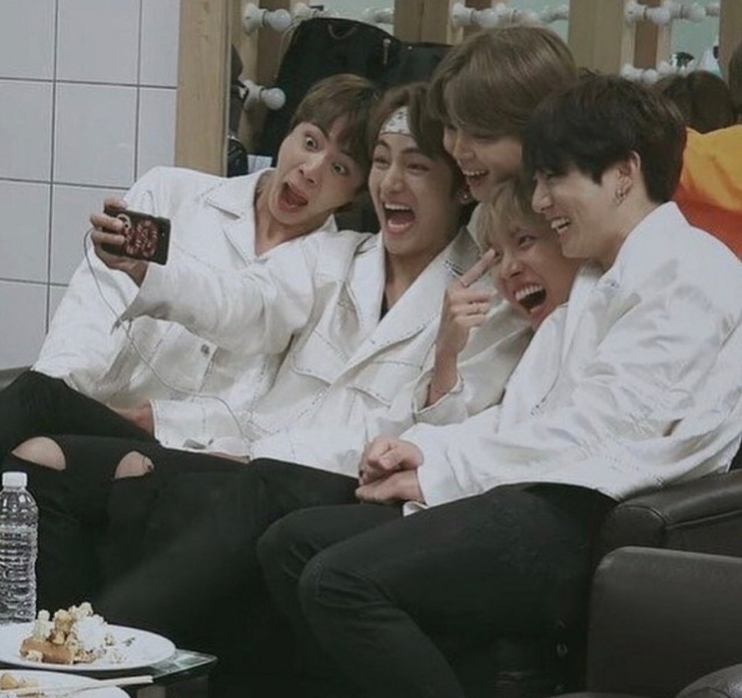 อันนี้ที่ไทยใช่ปะ บังทันหยุดแปกดิ้ 5555555555555555555555555555