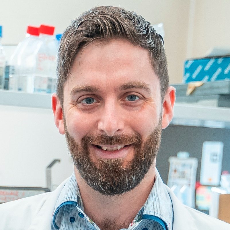 Fondazione Ricerca Biomedica Avanzata - VIMM (@frbiomedica) on Twitter photo Congratulazioni a @OttavianiDandan del #LabBellin #VIMM <a href="/DiBio_UniPD/">Department of Biology – University of Padova</a> che oggi avvia un progetto di ricerca grazie a <a href="/Fondaz_Veronesi/">Fondazione Veronesi</a>: con <a href="/MilenaBellin/">Milena Bellin</a> lavorerà su #minicuori contro la #cardiotossicità delle terapie anti-cancro e per sviluppare terapie alternative. Buon lavoro! Congratulazioni a @OttavianiDandan del #LabBellin #VIMM <a href="/DiBio_UniPD/">Department of Biology – University of Padova</a> che oggi avvia un progetto di ricerca grazie a <a href="/Fondaz_Veronesi/">Fondazione Veronesi</a>: con <a href="/MilenaBellin/">Milena Bellin</a> lavorerà su #minicuori contro la #cardiotossicità delle terapie anti-cancro e per sviluppare terapie alternative. Buon lavoro!