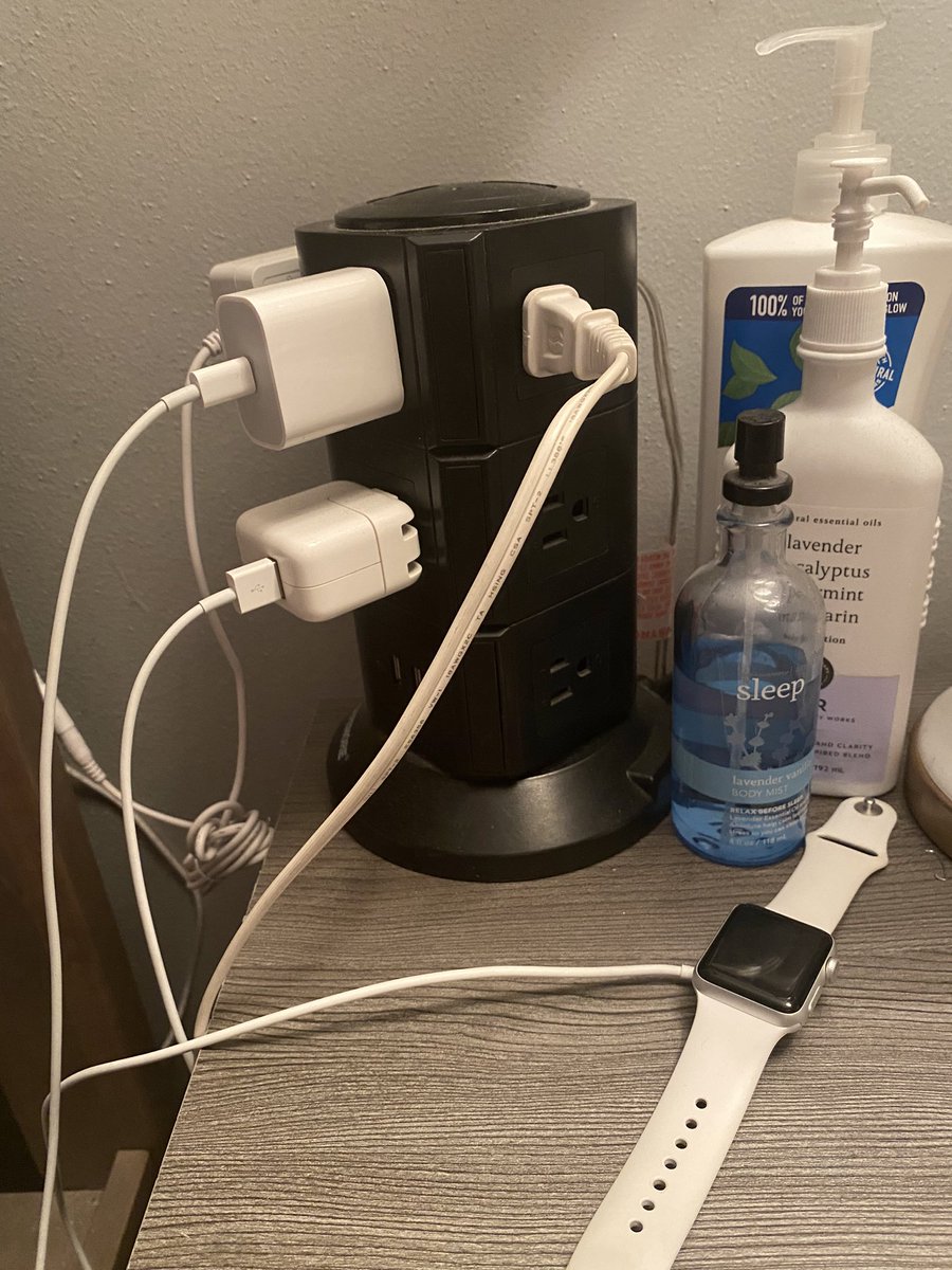 abimasloroff's tweet photo. I have a charging block in my room to charge all my electronics. By unplugging it when I am not using it, I save my parents money by not having it plugged in waiting to be used! #apesenergy @franklingain https://t.co/9E4p66MxXe