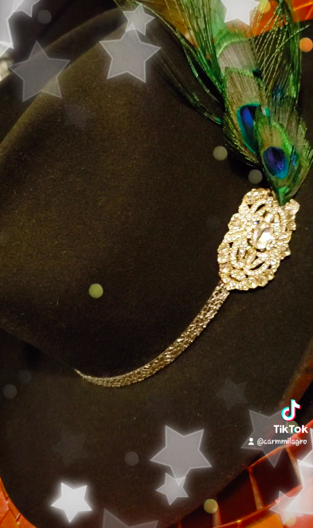 BluMoonGypsies's tweet photo. In less than 12 hours #BlueMoonGypsies hits the first note! Hope to see YOU there!
Today April 1st (4:30pm to 7pm)
#AtTheBandshell at #GoldenGatePark
So excited for this show had to pull out my classic black Charlie Horse cowboy hat!
#livemusic 
#freemusic 
#countrymusic https://t.co/c39VTGXfR0