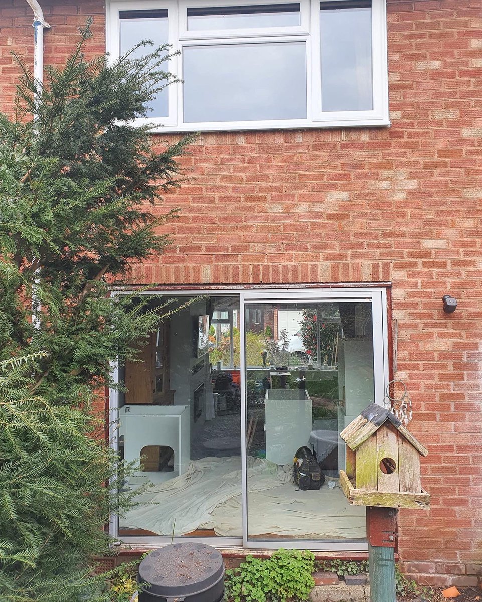 The addition of exterior French doors can transform any room. They have glass panels which welcome sunlight to brighten the space!

But the big question at the moment is “are exterior French doors energy efficient?” YES they are (especially through us)👌🏼

#WorcestershireHour