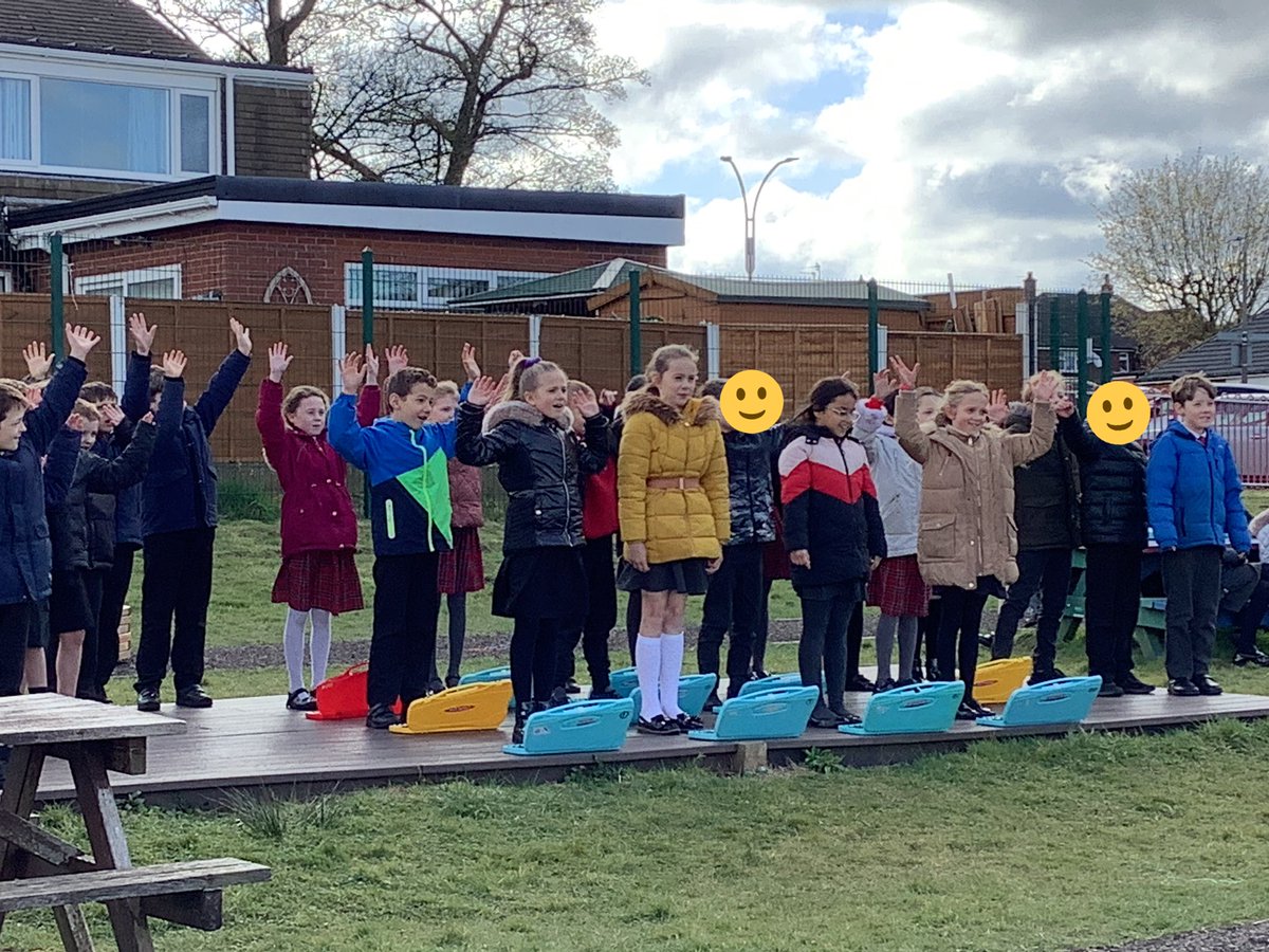 GPSSycamore's tweet photo. What an amazing performance the children did this morning as part of our KS2 music concert. The children have been working hard composing their own lyrics and adding instruments to their singing @gillhead25 @Gillibrand_Sch #singing #Performance #EdvardGreig https://t.co/KWiJbCEoFD