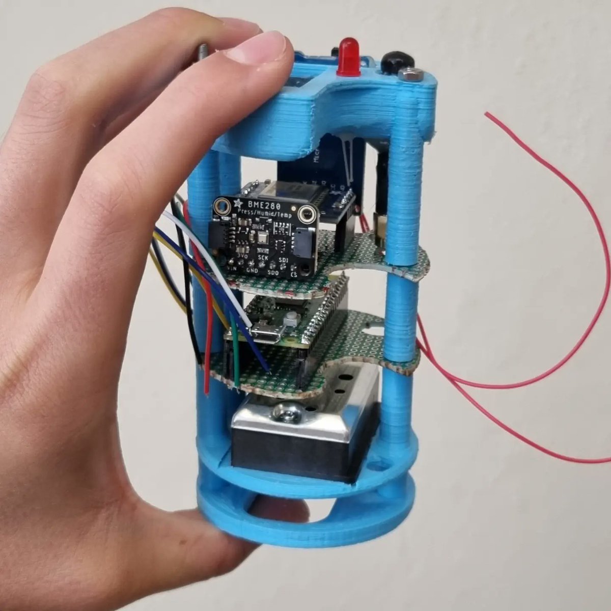 Primer montaje💪🏽🔥
Falta: CCS811 Acelerometro zumbador y nuestro sensor propio🌩