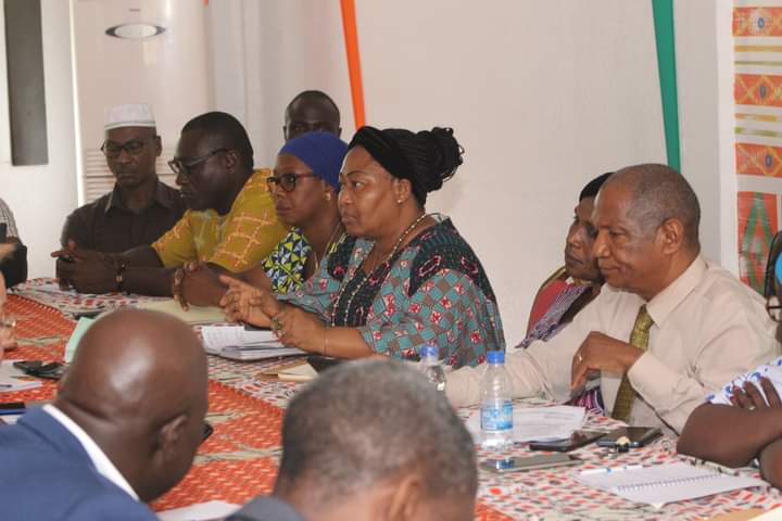 CCESP_Officiel's tweet photo. #PLDPP #SanPedro
COMITE LOCAL DE CONCERTATION ETAT SECTEUR PRIVE DE SAN PEDRO : UNE VISITE DE TRAVAIL CONDUITE A LA MAIRIE DE SAN PEDRO
Une délégation du CLCESP de San Pédro, accompagnée par les représentants du SE-CCESP a été reçue le 30 mars 2022
👉 https://t.co/TPvVwIAGfy https://t.co/JFM0l8HGSr