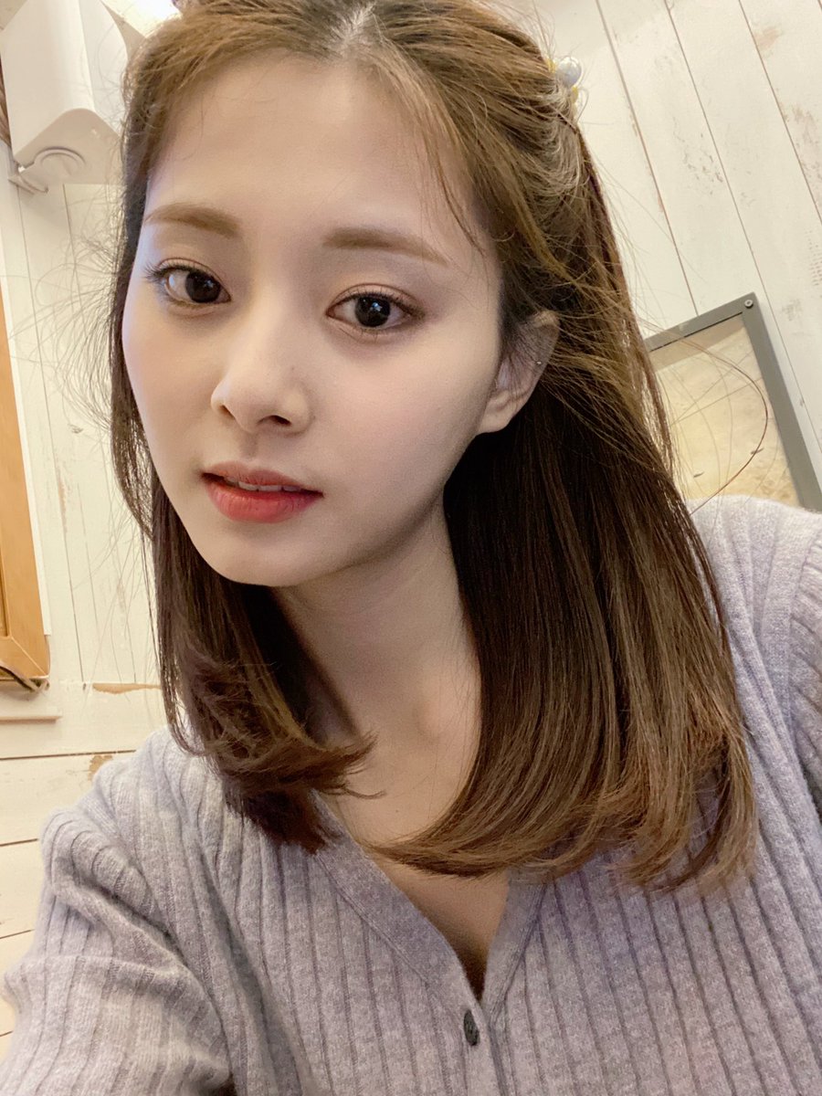 you have a huge crush on tzuyu