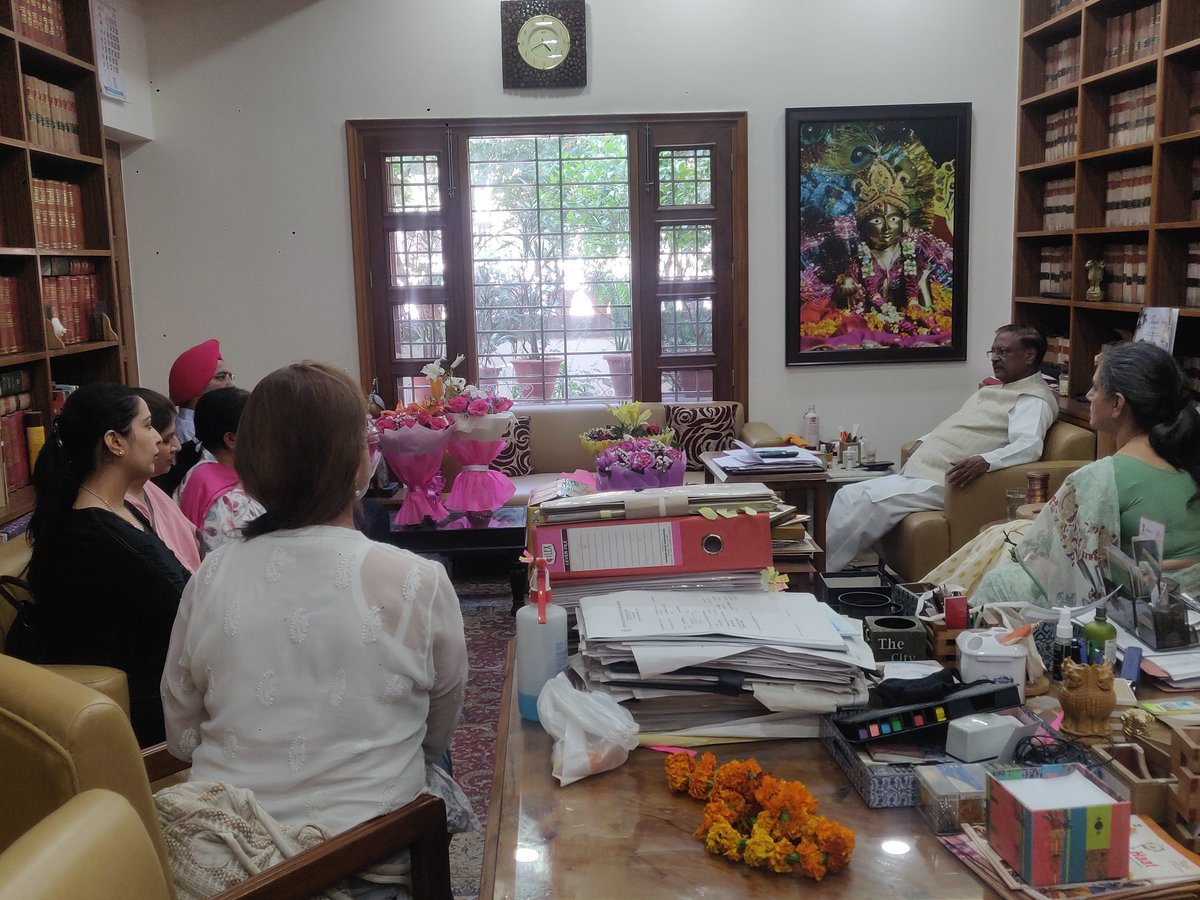 manjotjosan's tweet photo. Chandigarh District Council &amp; @pcctu_t 
welcome this landmark notification : The Union Territory of Chandigarh Employees (Condition of Service)  rules 2022 01.04.2022
#ChandigarhEmployeesAreHappy 
@SatyaPalJain thank you, Sir for supporting us. https://t.co/8ryxbsXFnD
