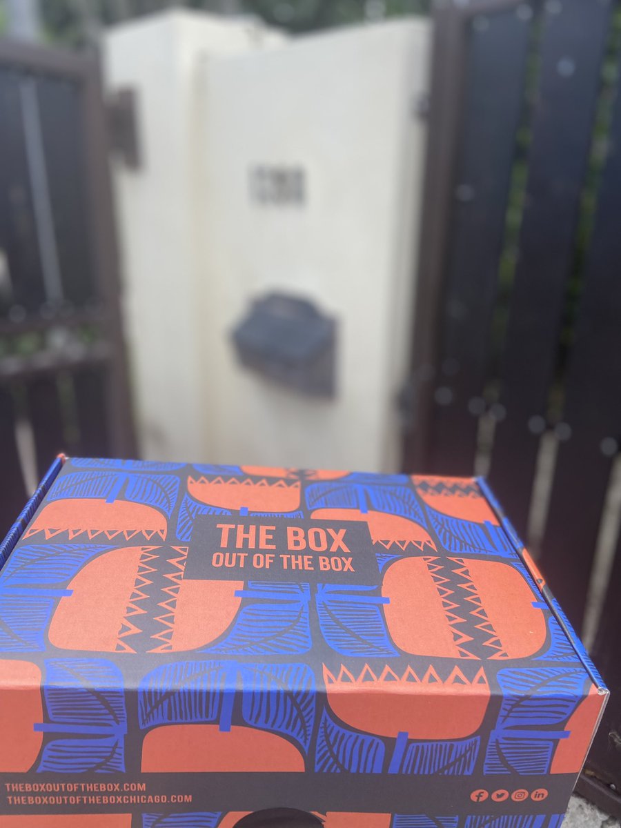 TBoxOutOfTheBox's tweet image. #gift #giftbasket #giftbox tell us what which products you love the most. Custom gift baskets are the perfect present for families and friends. Add gourmet &amp;amp; flowers. You could order unique products on Amazon, we package them adding our design and style!