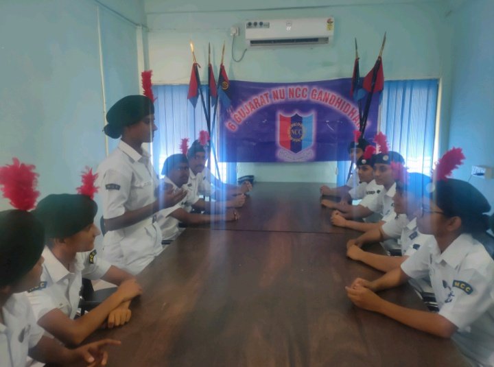 NccCadets1's tweet photo. #PuneetSagar 
If you want to drink clean water and breath in clean air to preserve our environment We must all do our share...🇮🇳
Jai Hind 🇮🇳
#6guj_nu_unit_ncc #SaveEnviroment #cleanliness
@HQ_DG_NCC 
@DefencePRO_Guj 
@NCC_Dte_Gujarat 
Thank you..jai Hind 🇮🇳🙏🏻 https://t.co/5h32cXcrAK