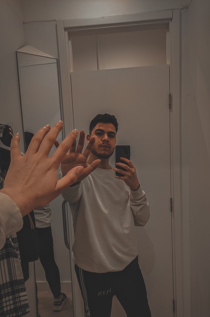 a_elno3many's tweet photo. "𝐑𝐀𝐌𝐀𝐃𝐀𝐍  𝐊𝐀𝐑𝐄𝐄𝐌" ♥️🌙 https://t.co/tewYJw1xwP