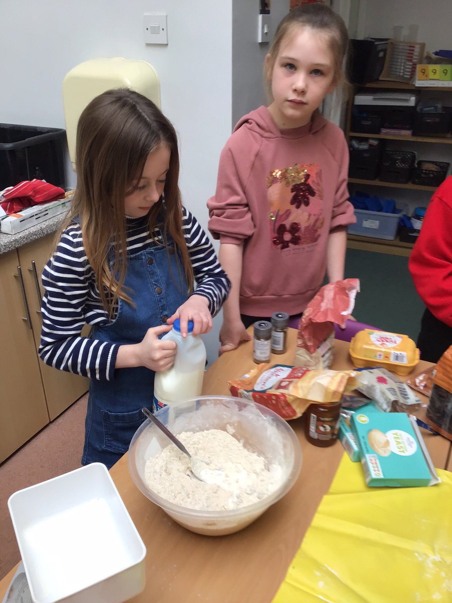 K9_is_my_puppy's tweet photo. Hot cross buns, hot cross buns, made by super learners, who are amazing, hot cross buns.
As part of our RE learning about Easter, we have been baking hot cross buns today.
#MDRE #MDBaking #MDDT https://t.co/Ywm4x8gydT
