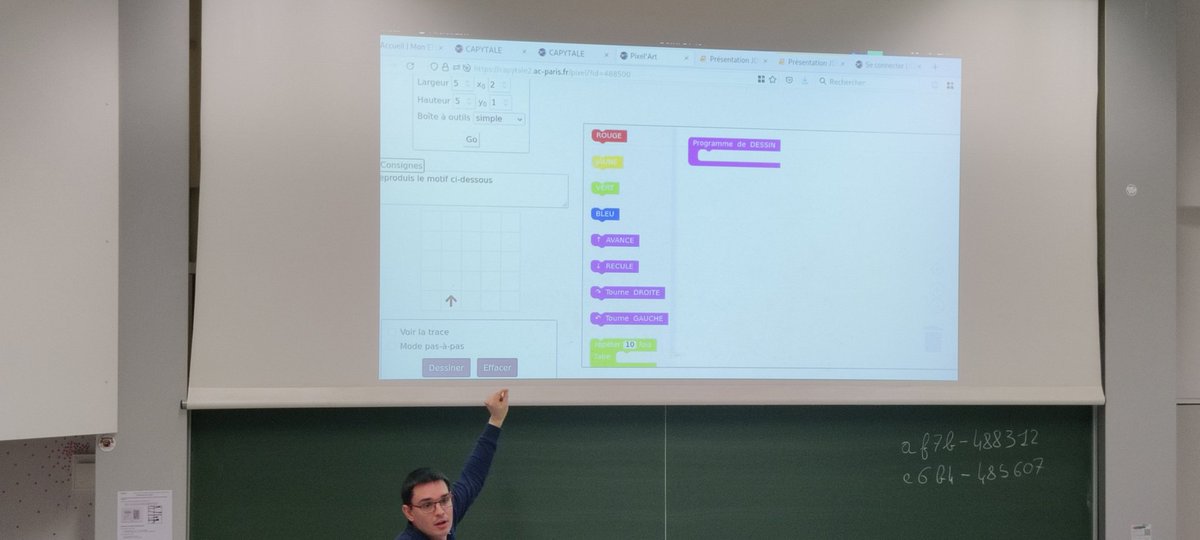 Jeff8342's tweet image. Présentation de Romain Casati de @CapytaleFr #python et avec une nouveauté en bloc #pixelart @DANE_acLyon
