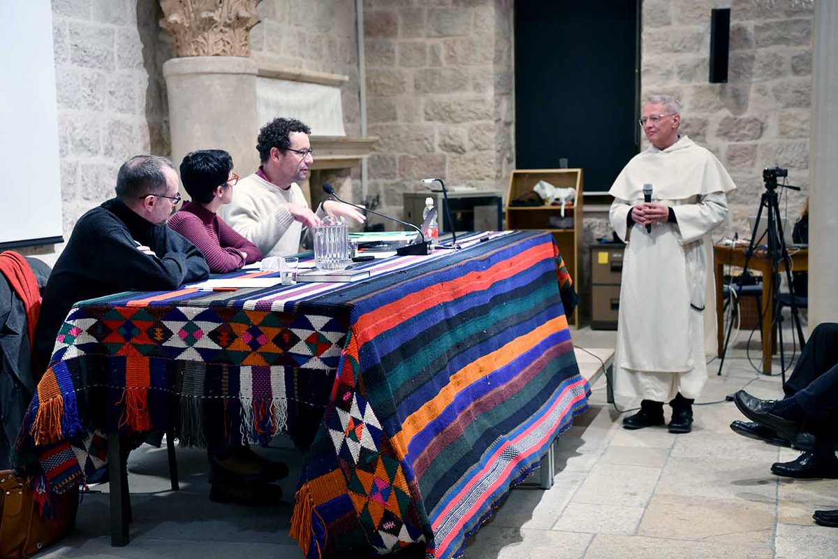Open Jerusalem (@openjerusalem) on Twitter photo Some pics taken by Jean-Michel de Tarragon during the presentation of Vincent Lemire's book «Au pied du mur: Vie et mort du quartier maghrébin de Jérusalem (1187-1967)» with Stéphane Ancel and Maria Chiara Rioli at the <a href="/EBAFJerusalem/">EBAF Jérusalem</a> last week Some pics taken by Jean-Michel de Tarragon during the presentation of Vincent Lemire's book «Au pied du mur: Vie et mort du quartier maghrébin de Jérusalem (1187-1967)» with Stéphane Ancel and Maria Chiara Rioli at the <a href="/EBAFJerusalem/">EBAF Jérusalem</a> last week