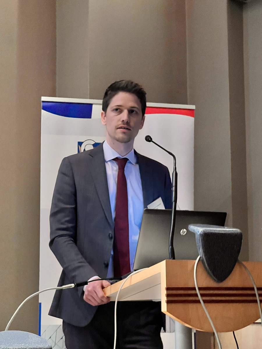 VeronikBrunet's tweet photo. @ambroisepouzoulet DISSE Franche-Comté - présente « Le contrôle des investissements étrangers » au colloque #capcyber #Secnumeco de Belfort, avec la @CCI90 , l’@UNION_IHEDN et l’@ANSSI_FR
https://t.co/0VPkJafnVZ
#cybersécurité #Belfort #collectivités #entreprises https://t.co/7vUh1IHXEp