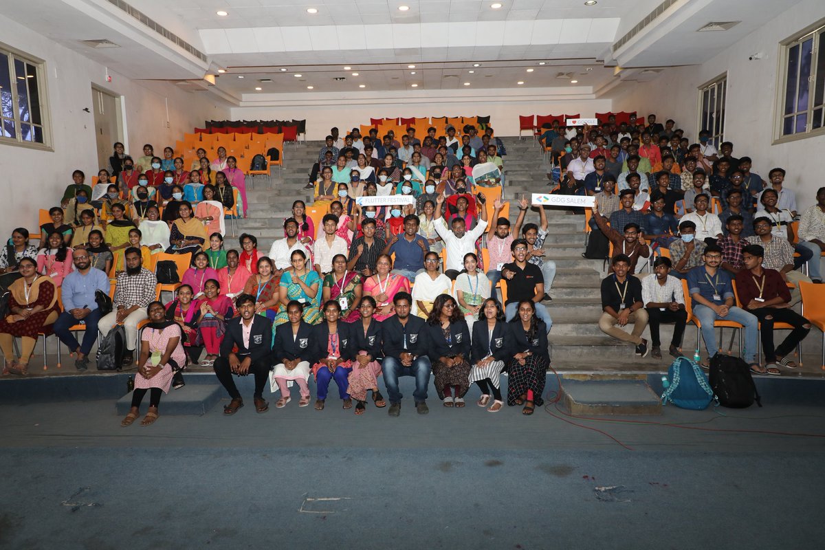 gdg_salem's tweet photo. Day end Flutter Festival Salem 2022😎🤩
#flutter 
#FlutterFestival 
#firebase 
#GoogleCloud https://t.co/HyCBNMxEos