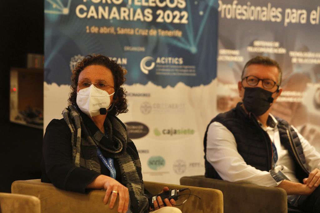COITTCAN's tweet photo. #coittcan últimas intervenciones para el II FORO TELECOS CANARIAS. Debate: las Telecomunicaciones clave para el avance y la equidad social
Participan: Luis Ocaña, Carlos Couros, Itziar Alonso y Sebastián Suárez. Modera: Luis Miguel Chapinal
#ForoTelecosCanarias
#somostelecos https://t.co/uMDdDJEo6L