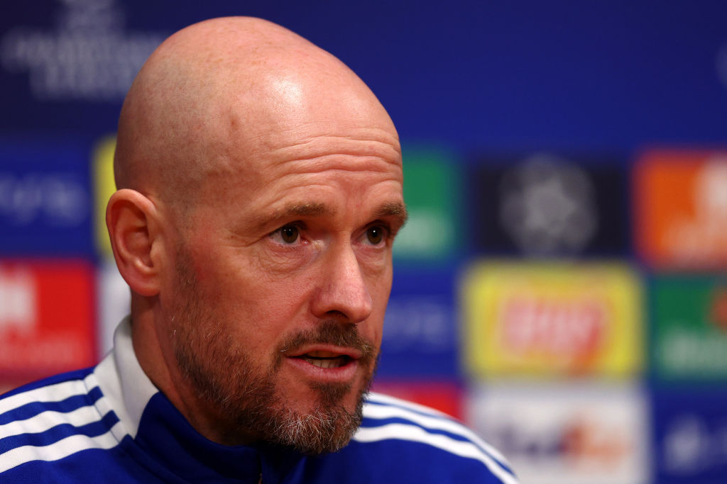 Erik ten Hag exclusive interview with @Berger_pj on @Sport1: "There are always talks with representatives from other clubs. Manchester United is a great club with great fans". 🚨🇳🇱 #MUFC 

"My full focus is completely on Ajax now. We are already planning for the new season".