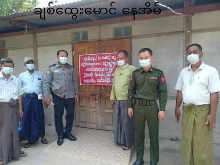 MyoMinA08216511's tweet photo. The house of Daw Aye Nanda Kyaw NLD MPs and party member U Chit Htwe Mg in Yinmarpin Township were sealed-off bySAC on March 29.
#2022Mar31Coup #WhatsHappeningInMyanmar
#EndImpunityInMyanmar https://t.co/5X4Mec9vur https://t.co/rGZwK3P25b