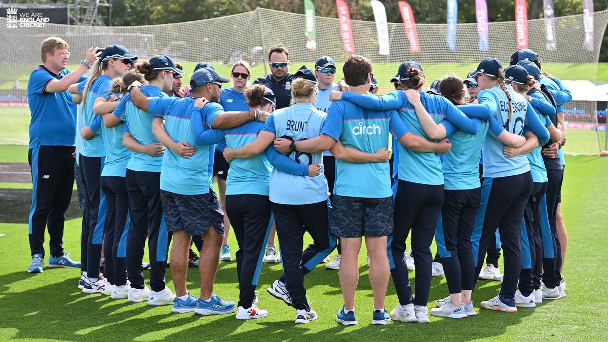 englandcricket's tweet photo. Who would you like to see at training today?

#CWC22 https://t.co/Vnyoz1rBxu