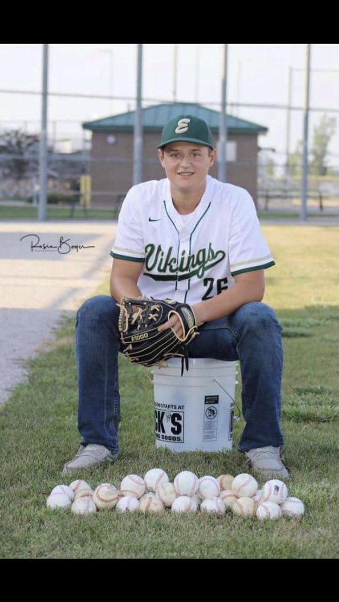 evgnhs's tweet image. Meet Nick Smithmyer!
Why he enjoys NHS-Helping out in the community and seeing the results of community service
Favorite service activity-Elementary field day
Favorite class-Ag
Extracurriculars-Baseball, FFA, 4H, trap and skeet
Future career plans-Electrician