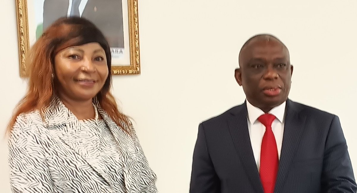 #CÔTE D'IVOIRE est un pays de PAIX,DE RÉCONCILIATION &amp; D'HOSPITALITÉ,nous attendons d'accueillir en juin le Haut Commissariat <a href="/Refugees/">UNHCR, the UN Refugee Agency</a> pour la Clause de Cessation des Réfugiés Ivoiriens,a déclaré le Ministre Ivoirien de la Réconciliation &amp; la Cohésion Nationale à  <a href="/ADjohossou/">Angele Djohossou</a>.