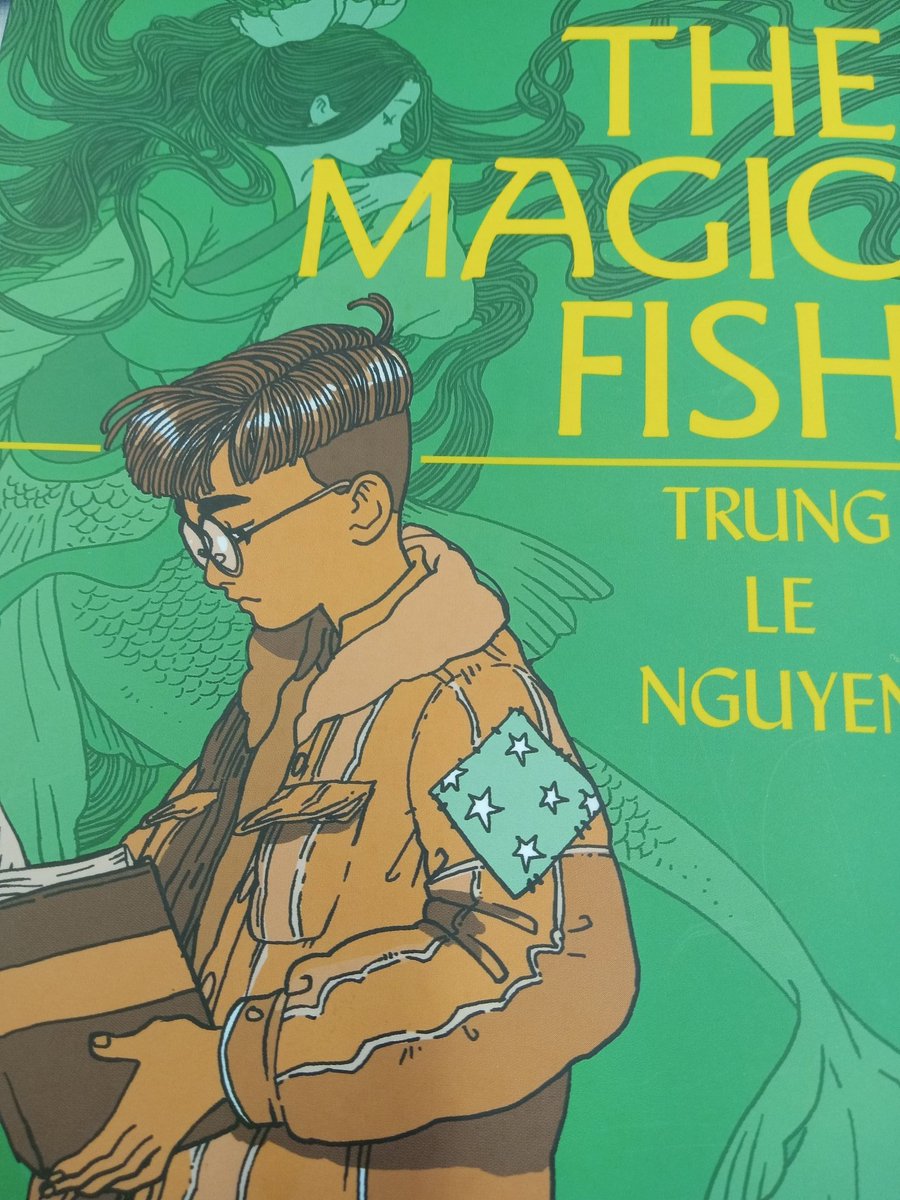 TeacherSnooks's tweet photo. Borrowed this from my colleague to share with a student in #ENG2P who finished it today. S loved the way the author used colour to show changes in setting. S said the book is "heartwarming" and relatable. "This book is a piece of art." https://t.co/MPKxWHrGwT