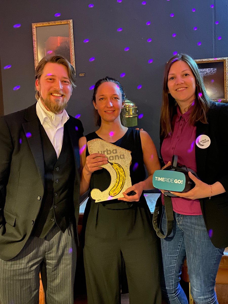 Wir haben mit TimeRide Go! den #urbanana Award gewonnen! Der von <a href="/TourismusNRW/">Tourismus NRW e.V.</a> und Partnern verliehene Preis zeichnet besonders innovative Projekte im Städtetourismus in Nordrhein-Westfalen aus. Eine tolle Auszeichnung für unsere mobilen Virtual-Reality-Touren durch Köln!