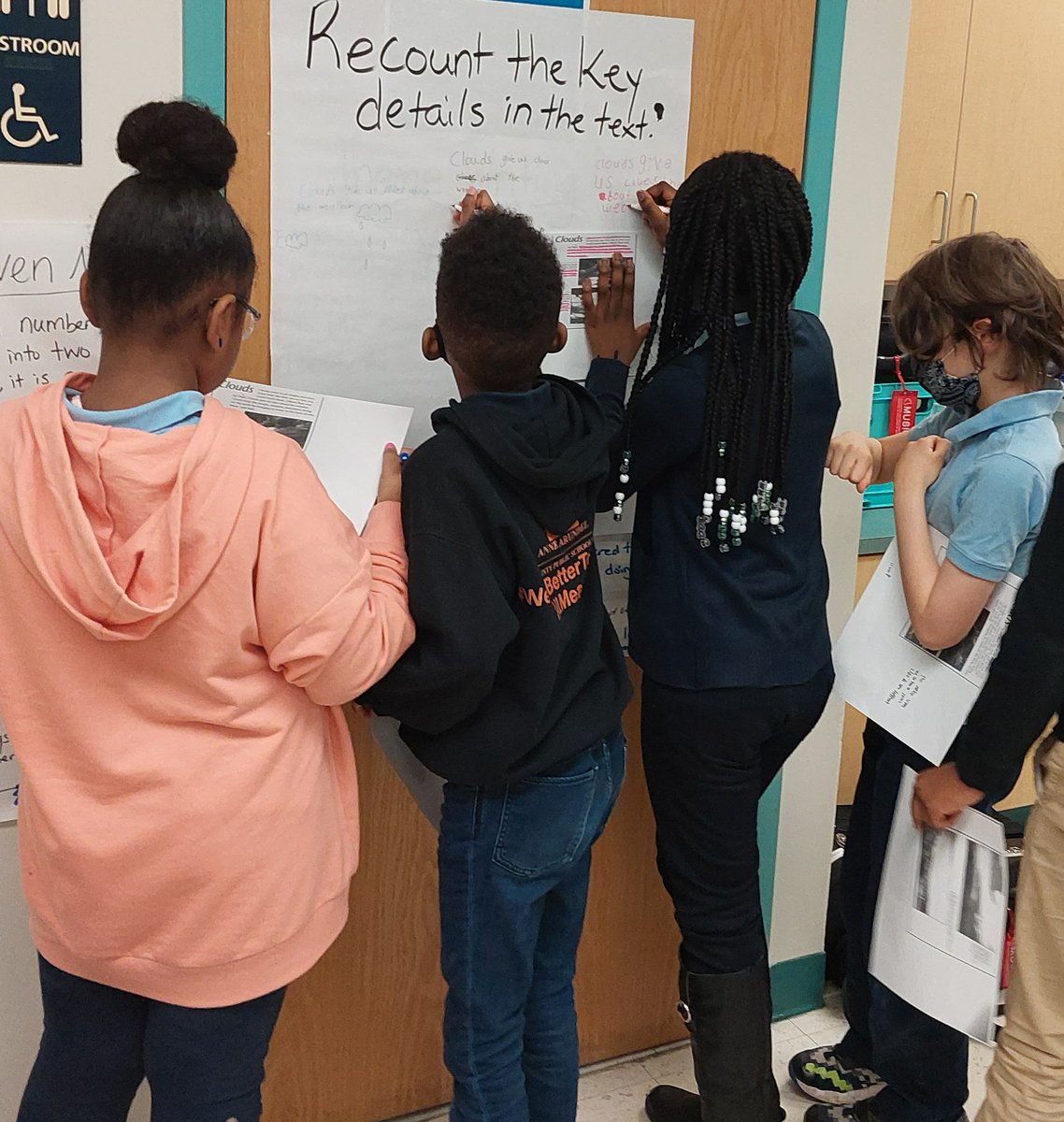 SevenOaksES's tweet photo. Chalk Talk in Ms. Odumade's Class. 💙
#SOESPride #MACPride #MeadePride #AACPSAwesome https://t.co/eBEAdNkNpc