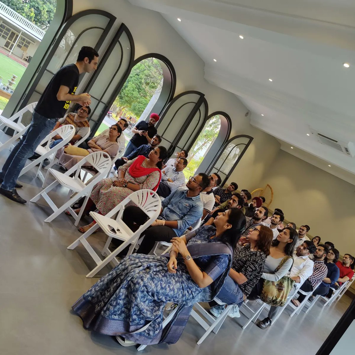HeadstartRaipur's tweet photo. We were overwhelmed with the response "D2C" offline meetup has received.. Thank you so much to each one of you who showed up and participated in an interactive session

#headstart #offlinemeetup #d2c #brand #d2cmarketing #startupindia #startupraipur #founders #networkingmeetup https://t.co/29PLWm4UTx