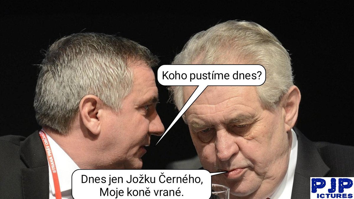 PJPictures1's tweet photo. Na hradě se zase pouštělo.
#zeman #mynar https://t.co/SbMBsyeK65