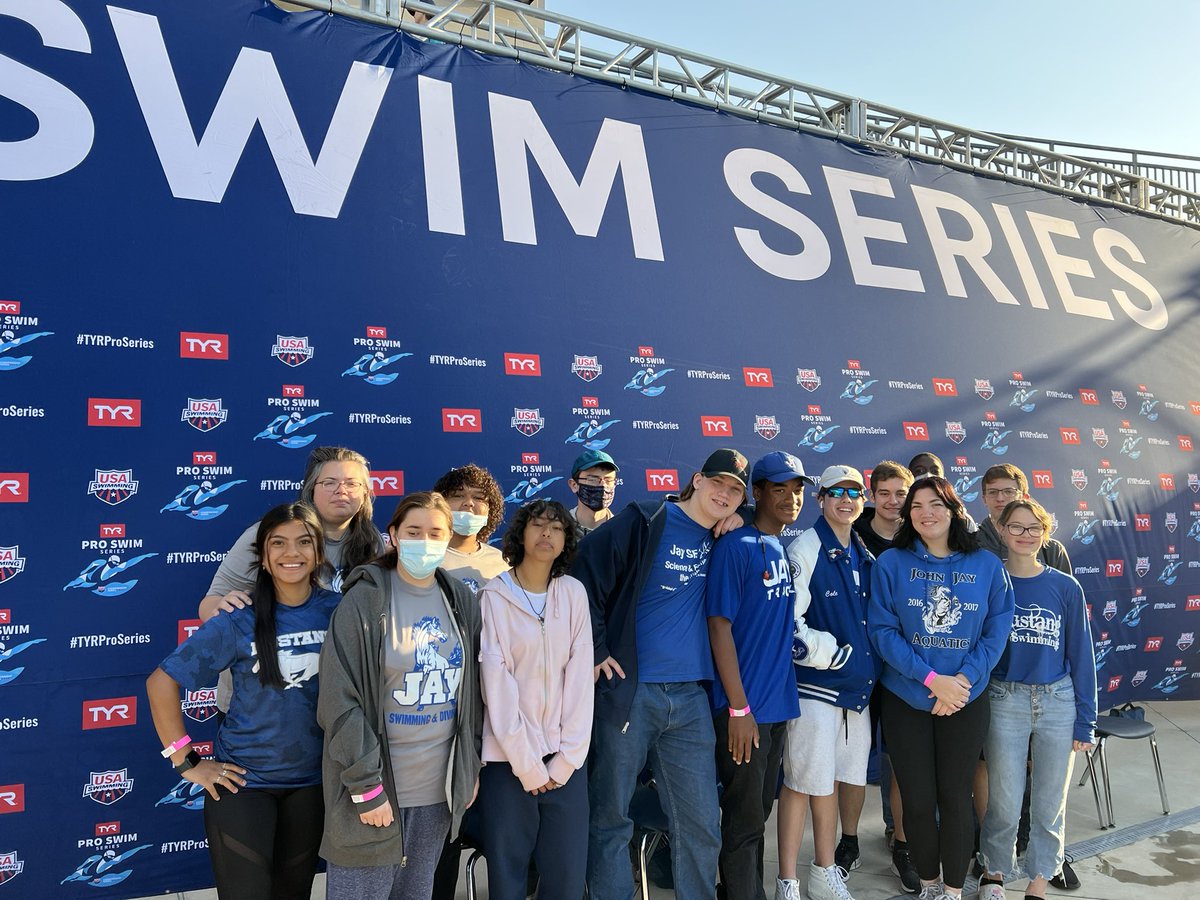 Jay_Aquatics's tweet photo. Jay Swim team has arrived to watch the TYR pro swim Meet! #hardworkondisplay https://t.co/XFCQNsWTau