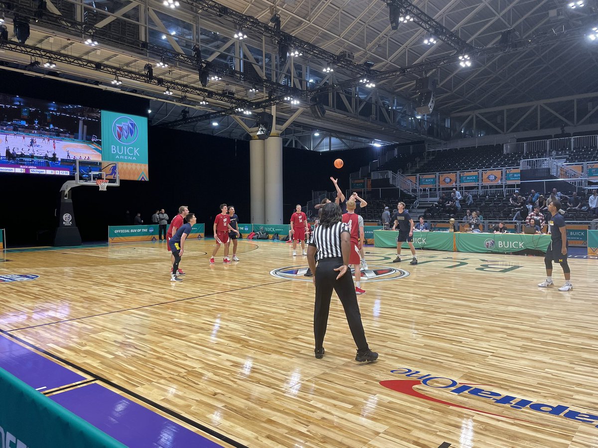 CoriDavison's tweet photo. Watching our Wisconsin Badgers managers play in the Semis in NOLA! https://t.co/X0SzICyZ9R