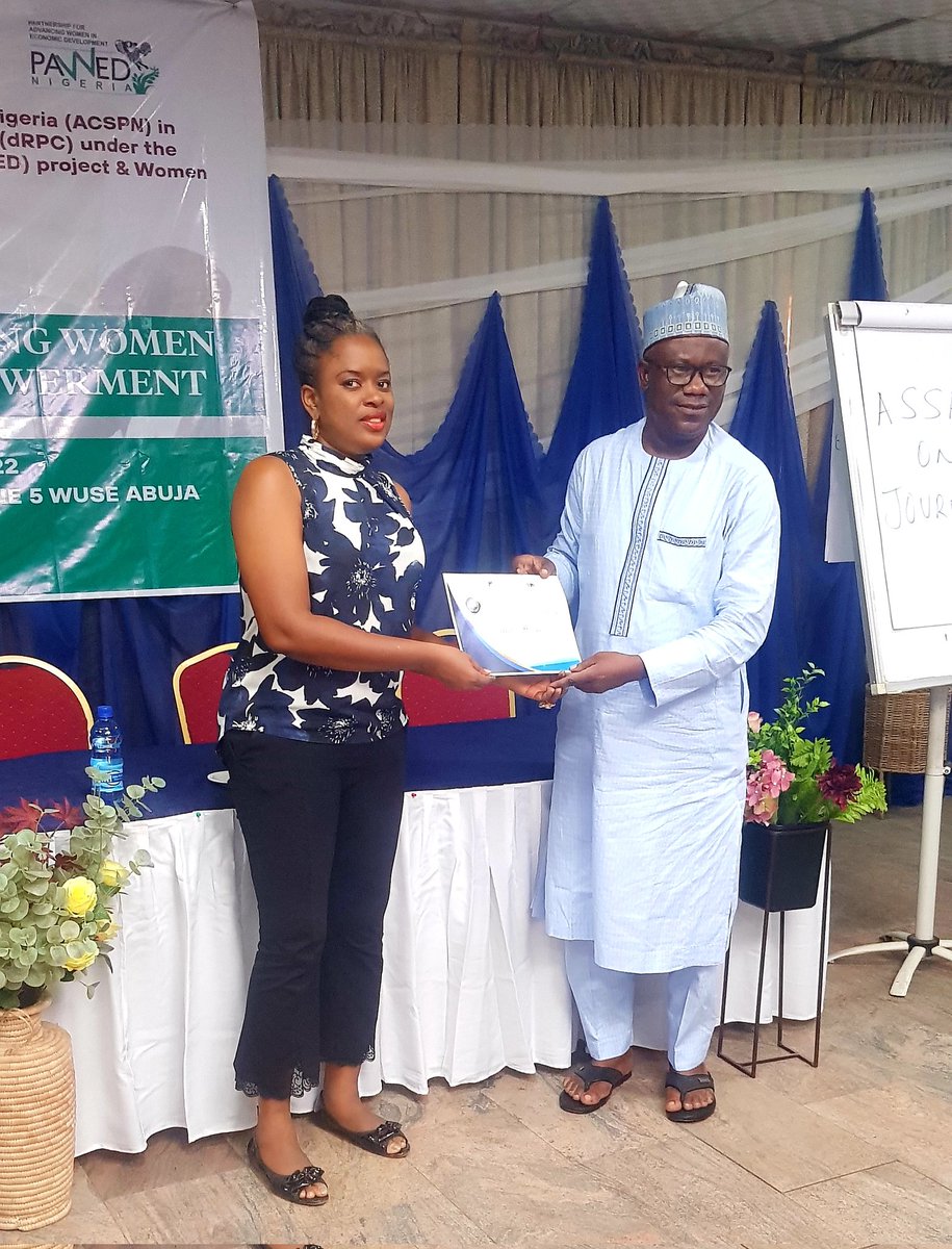 Melmedia2013's tweet photo. It's a wrap ....
Time for implementation ๐
The reward for a work well done is more work. ๐๐
#mediapeople #communicationexperts #OAP #media #communication #PAWEDproject #DevelopmentalJournalism #ACSPN #DRPC @drpc_nig https://t.co/YGZGIp1jLw