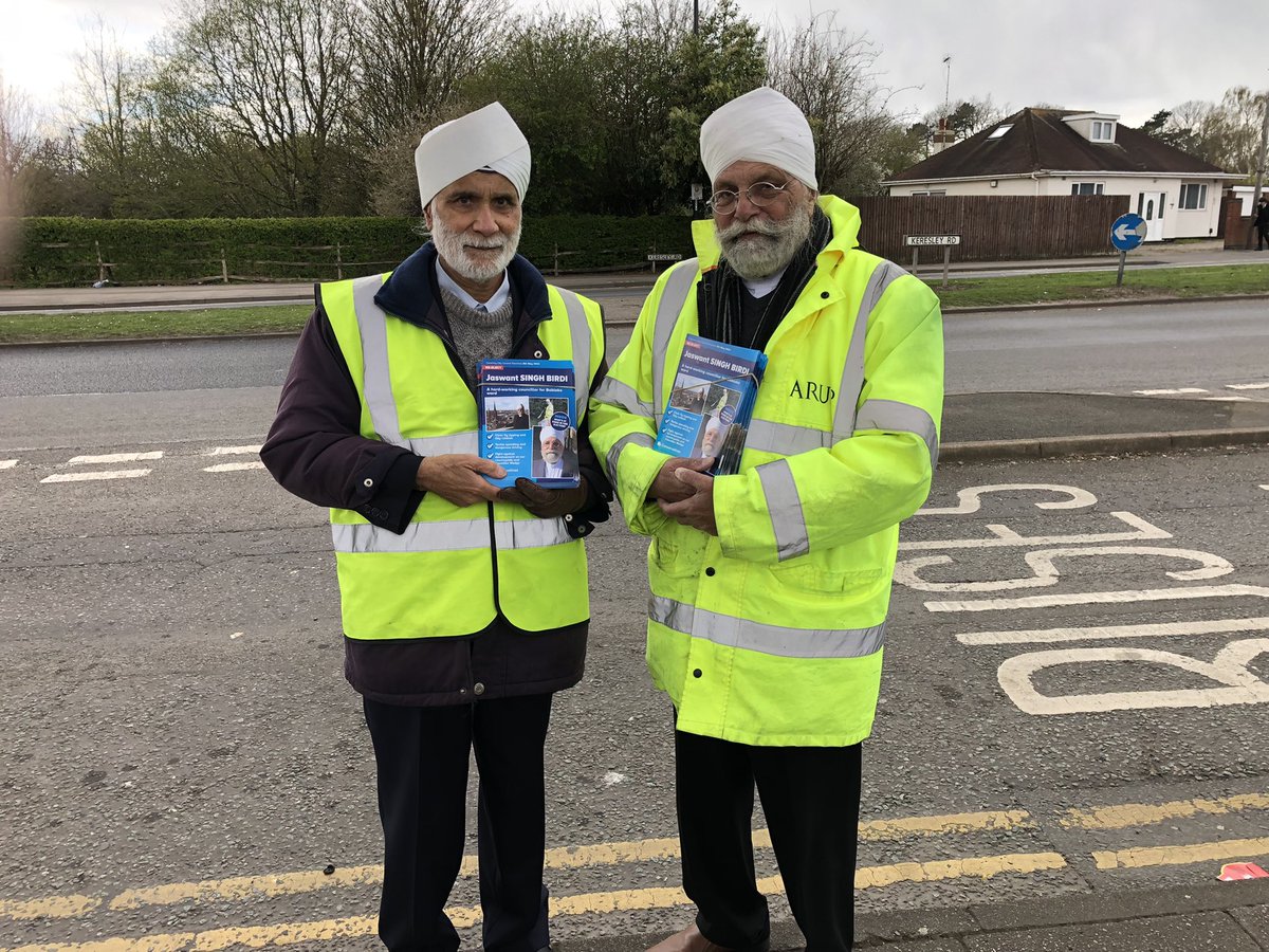 birdijaswant's tweet photo. Bablake EL2022 Address distribution by A-Team went extremely well with Gurdeep &amp; Tarlochan extending their helping hand.covered significant no Polling Stations delivery of LE2022 leaflets.Meeting many residents who expressed their concerns which were listened to #ThanksA-Team. https://t.co/p8xTd0DT6Y