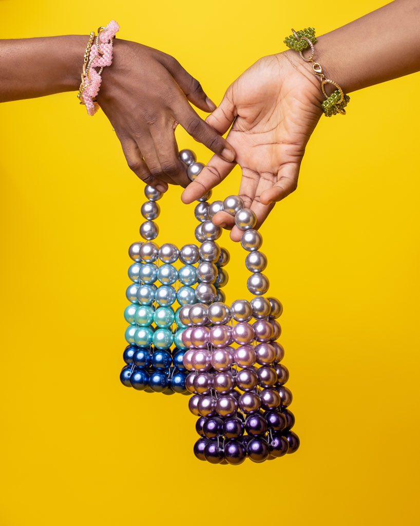 MisterA___'s tweet photo. My wife finally dropped her beaded bag collection yo!! THE BELLE VIE SS2 COLLECTION FINALLY DROPPED!!! Y’all Ladies please get your purses ready!! THIS BAGS ARE AMAZINGGG!! Head to @bejeweled_by_jt ‘s page!! Preorder starts today!! https://t.co/FhDrL4GYOB