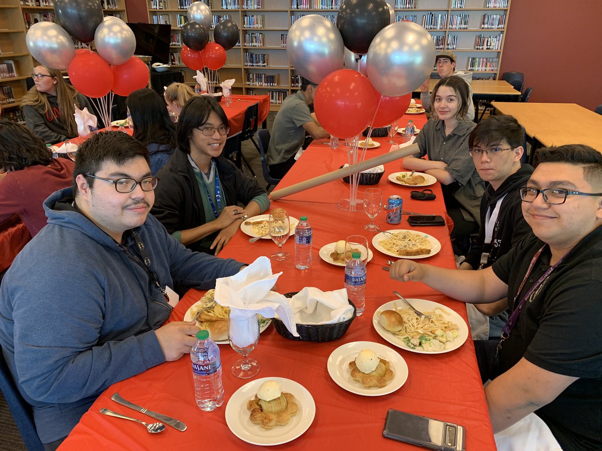 NwctaHawks's tweet photo. @NwctaHawks NWCTA Capstone Day 2022! @NWCTAPrincipal @CCSDMagnet https://t.co/980gy9ntax