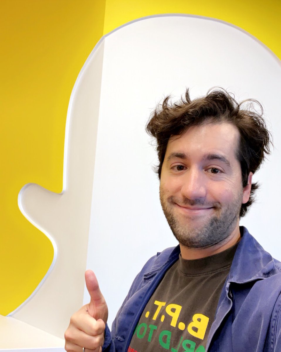 hamburger's tweet photo. 7.5 years later…. Today is my last day at Snap! 🤯 been such a pleasure learning and building with this team. Soon, joining the incredibly kind and talented crew at @browsercompany 🚀 https://t.co/TXXKumdKy6