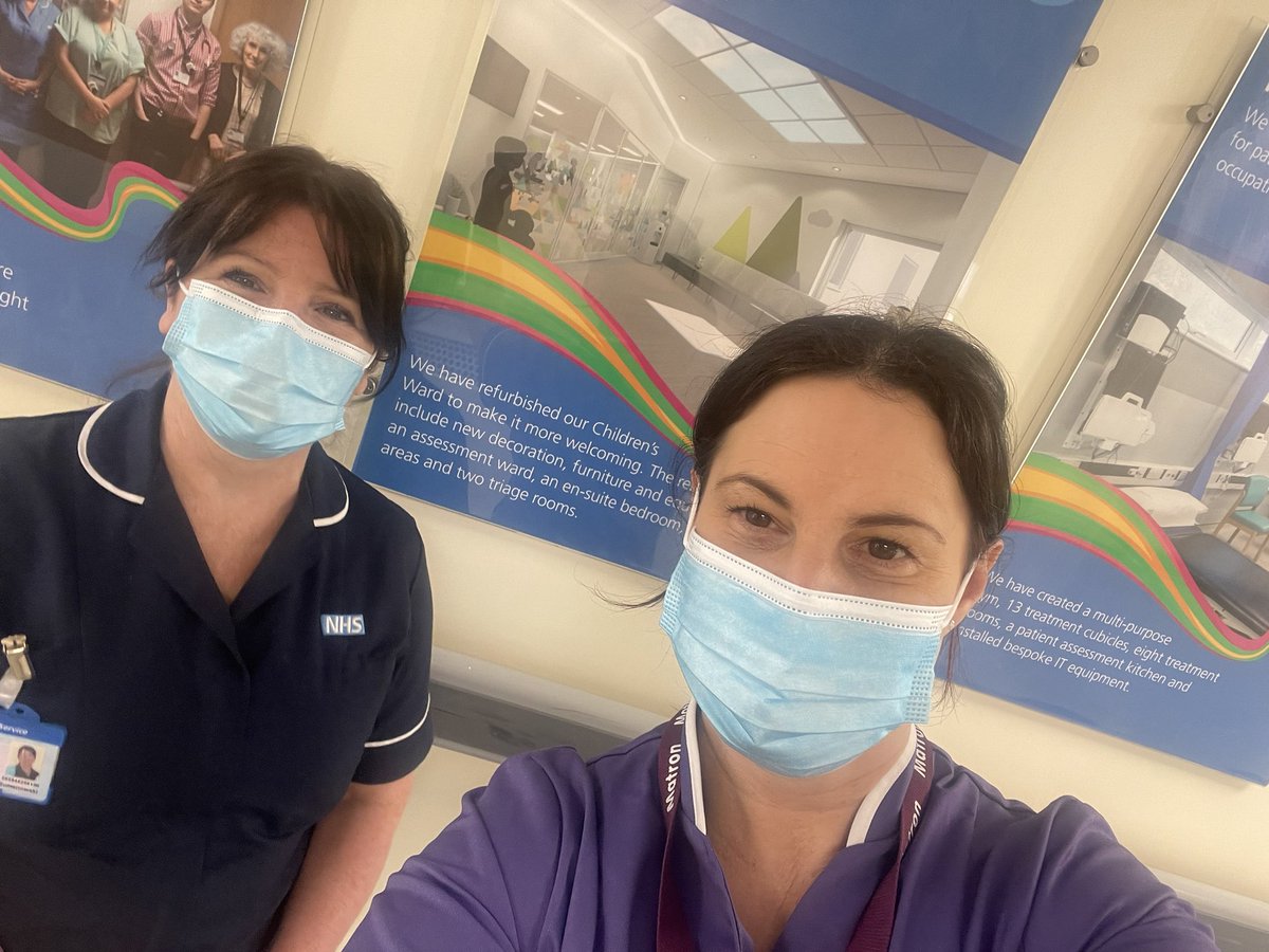 Claire Rawes (@crawes_nurse) on Twitter photo Warm welcome from Ward 35 today for #fabfeedbackfriday @bridgetlees1 <a href="/2soprano/">Lynne Wyre RN ๐ป๐ป๐</a> Great team to visit and just the best teamwork <a href="/janewattts/">Jane Watts</a> Thank you for having us. Warm welcome from Ward 35 today for #fabfeedbackfriday @bridgetlees1 <a href="/2soprano/">Lynne Wyre RN ๐ป๐ป๐</a> Great team to visit and just the best teamwork <a href="/janewattts/">Jane Watts</a> Thank you for having us.